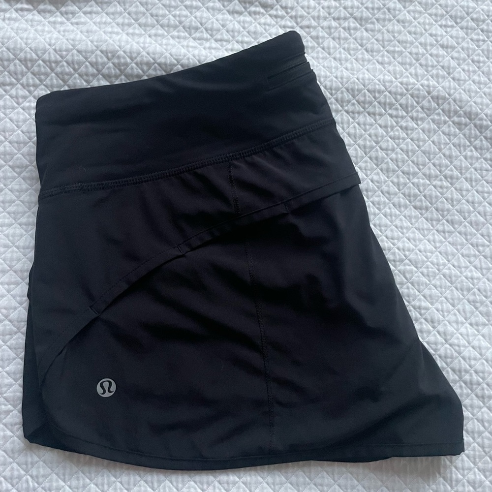 Lululemon Hotty Hot Short